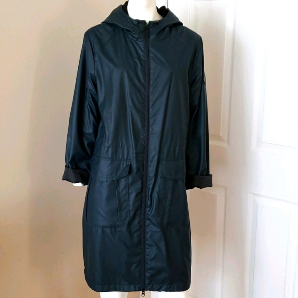 Chillax soft chell off season light coat